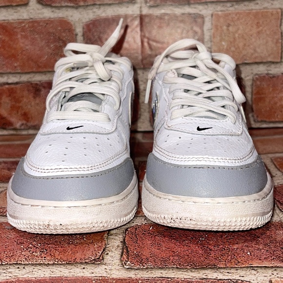 Pre-Owned Nike Air Force 1 LV8 Kids White Sneakers Shoes Size 3Y CK0829-100 - Picture 3 of 9